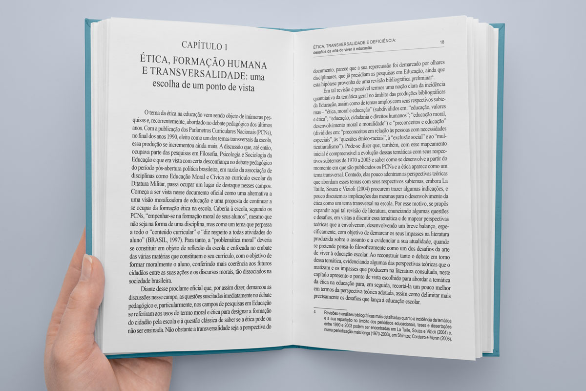Editora CRV